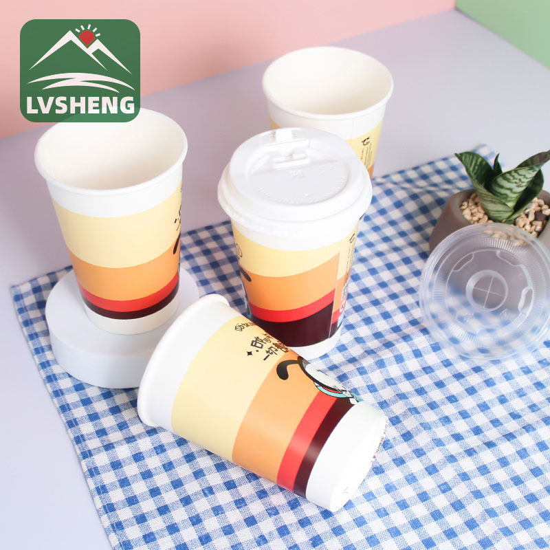 Einwegpapierbecher