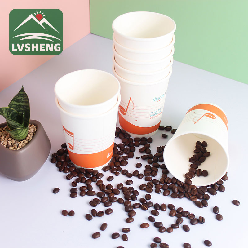 Einzelne Wandkaffeetassen